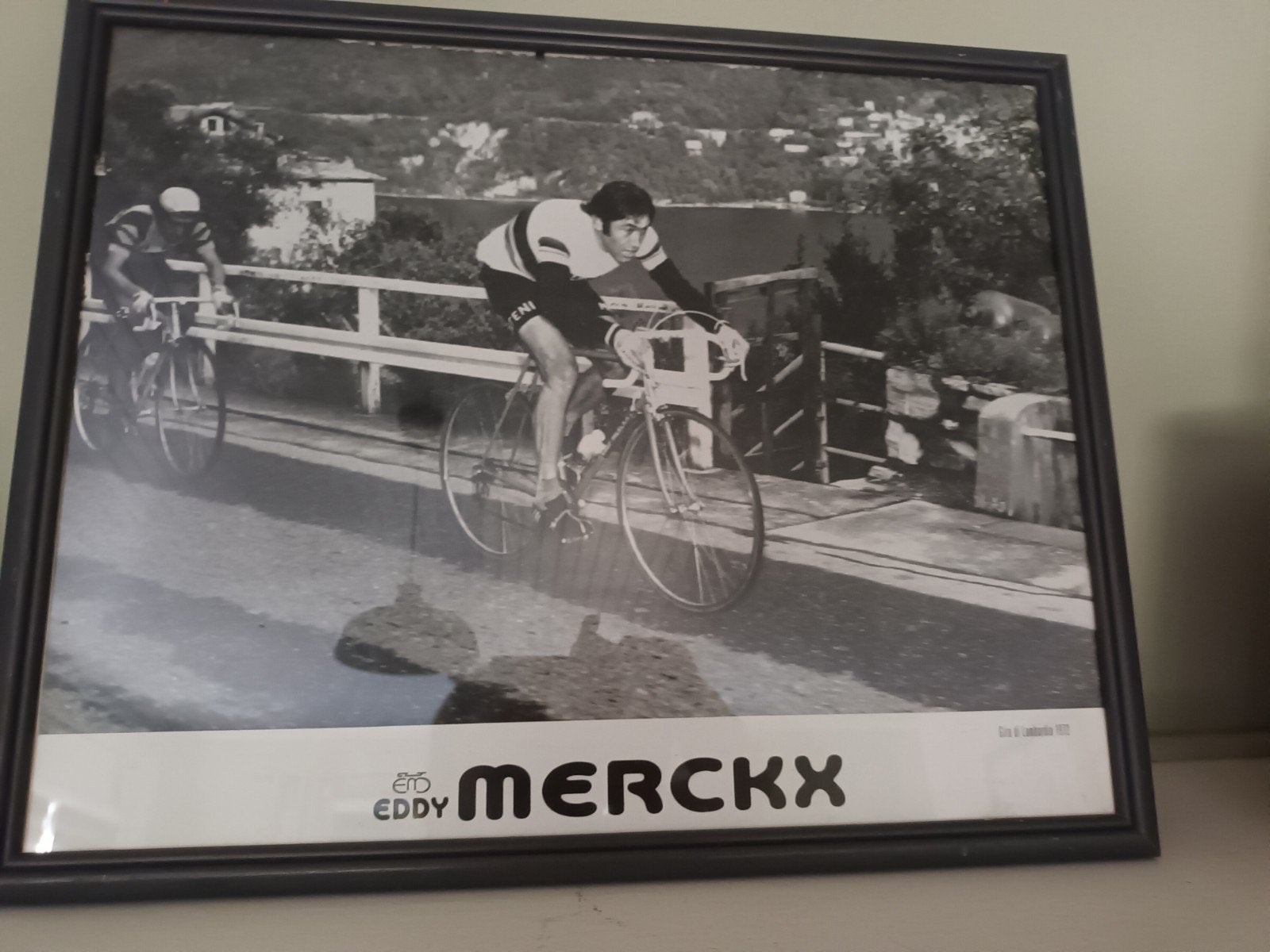 Foto in kader Eddy Merckx 1972, Verzamelen, Ophalen of Verzenden, Foto