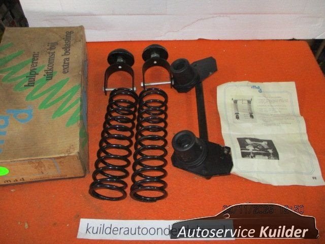Hulpveren set Alfa Alfetta Guilietta GTV 1973-1986 MAD 00-20, Neuf, -, Origine de la pièce connue, Alfa Romeo