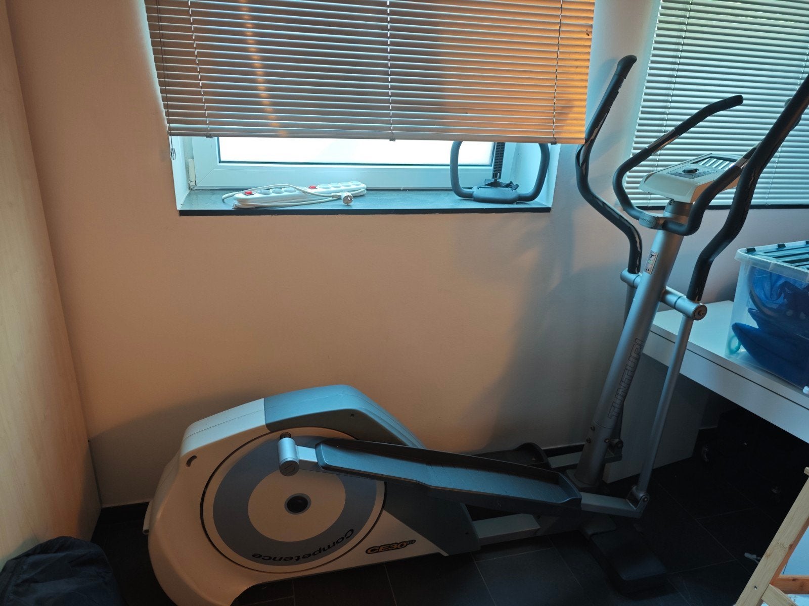 Tunturi Competence C30 Crosstrainer, Ophalen, Crosstrainer