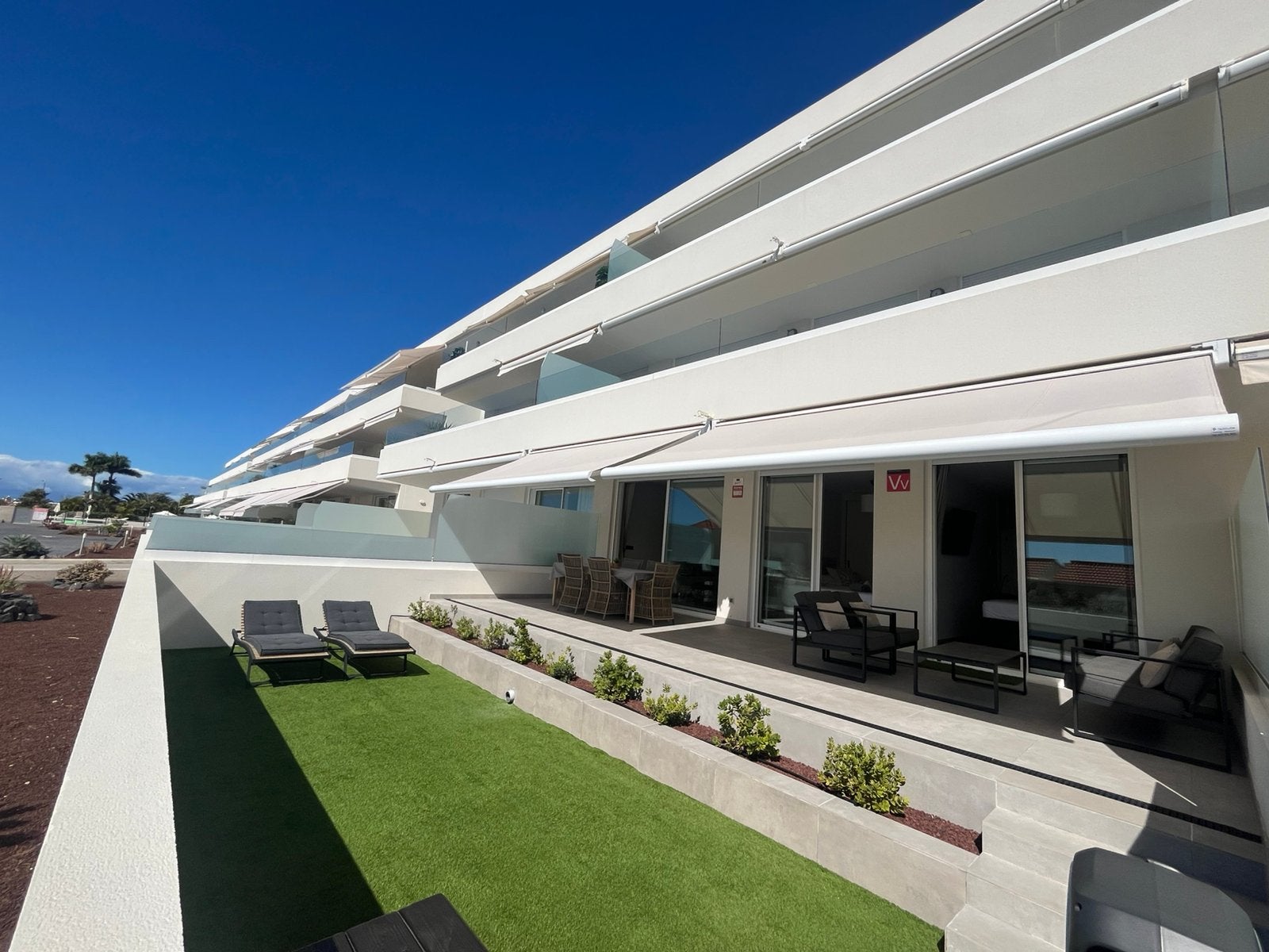 Luxe nieuwbouwappartement in Costa Adeje-Tenerife te huur, Vacances, Vacances | Offres & Last minute, Propriétaire