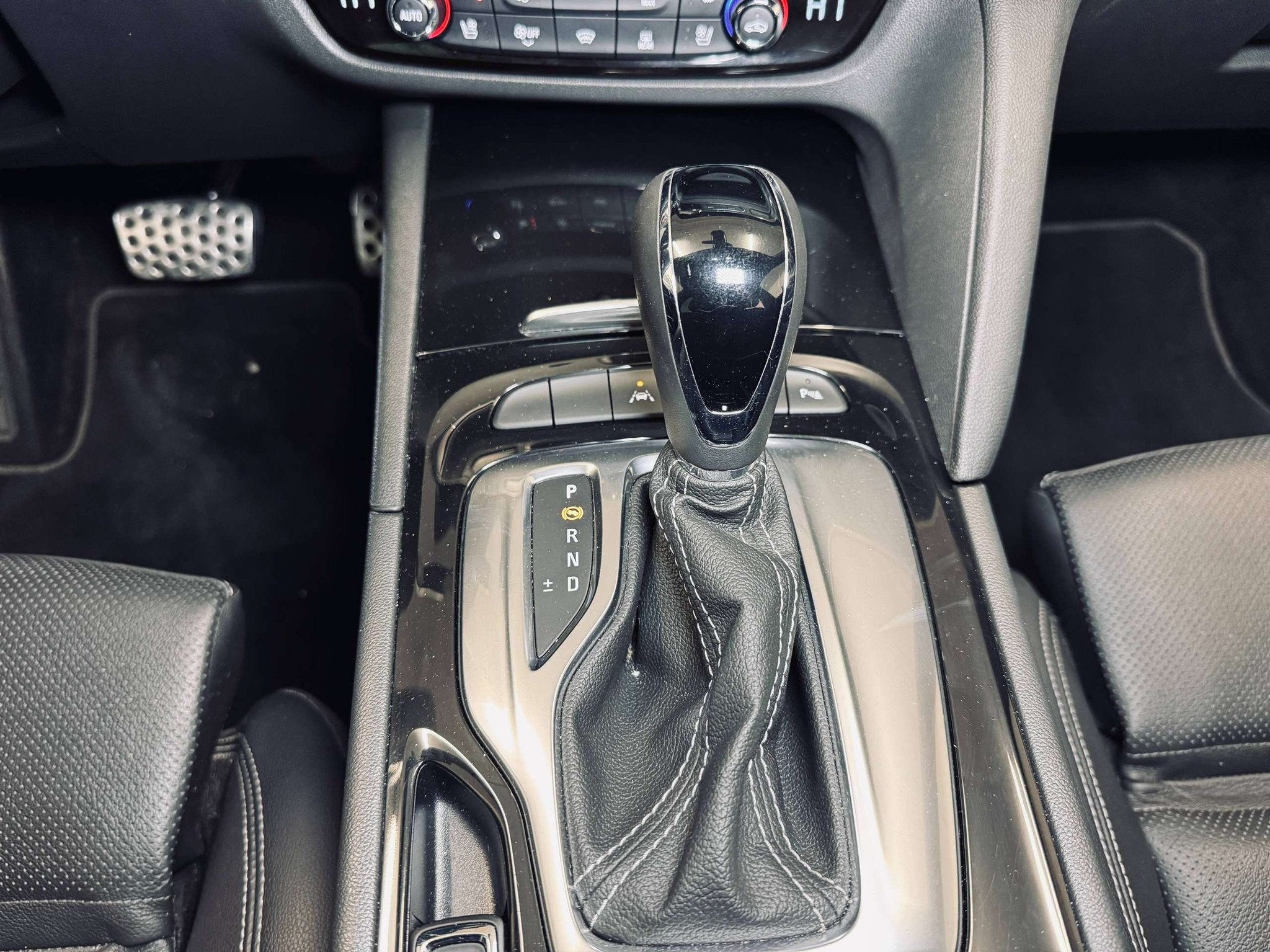 Opel Insignia Insignia Sports Tourer Automatique, Cuir, Navi, Auto's, 122 pk, Gebruikt, 4 cilinders, Leder