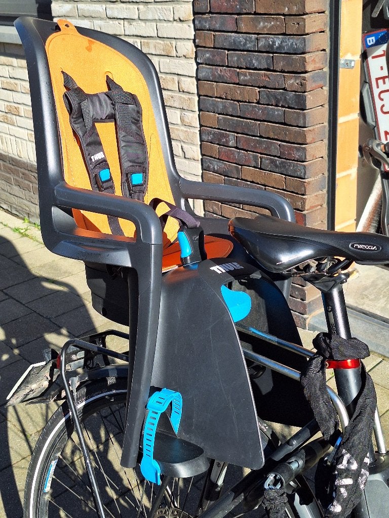Fietsstoel Thule Ride Along, Fietsen en Brommers, Fietsaccessoires | Fietsstoeltjes, Ophalen, Achterzitje, Voetsteuntjes, Zo goed als nieuw