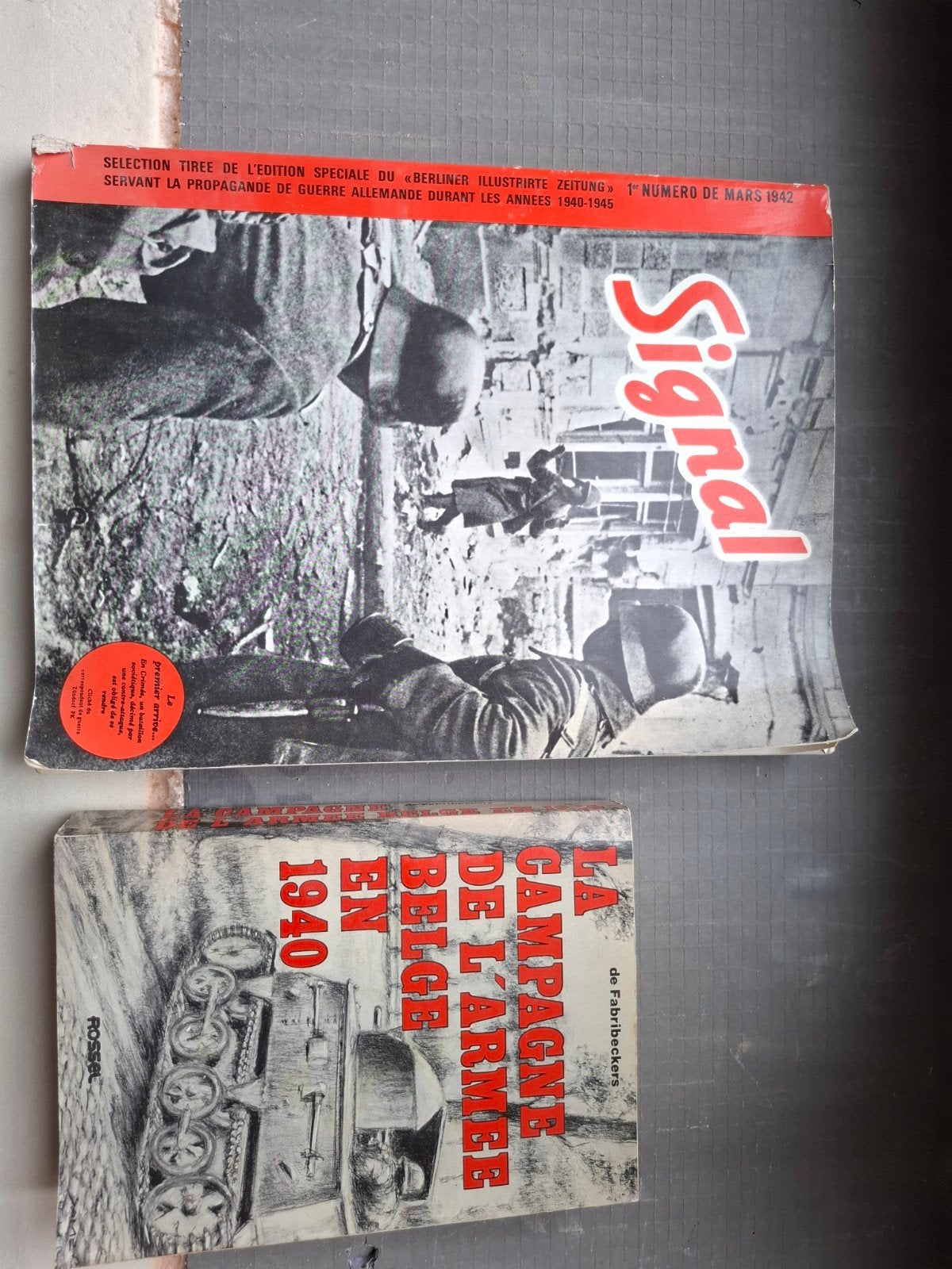 livre sur la guerre, Ophalen