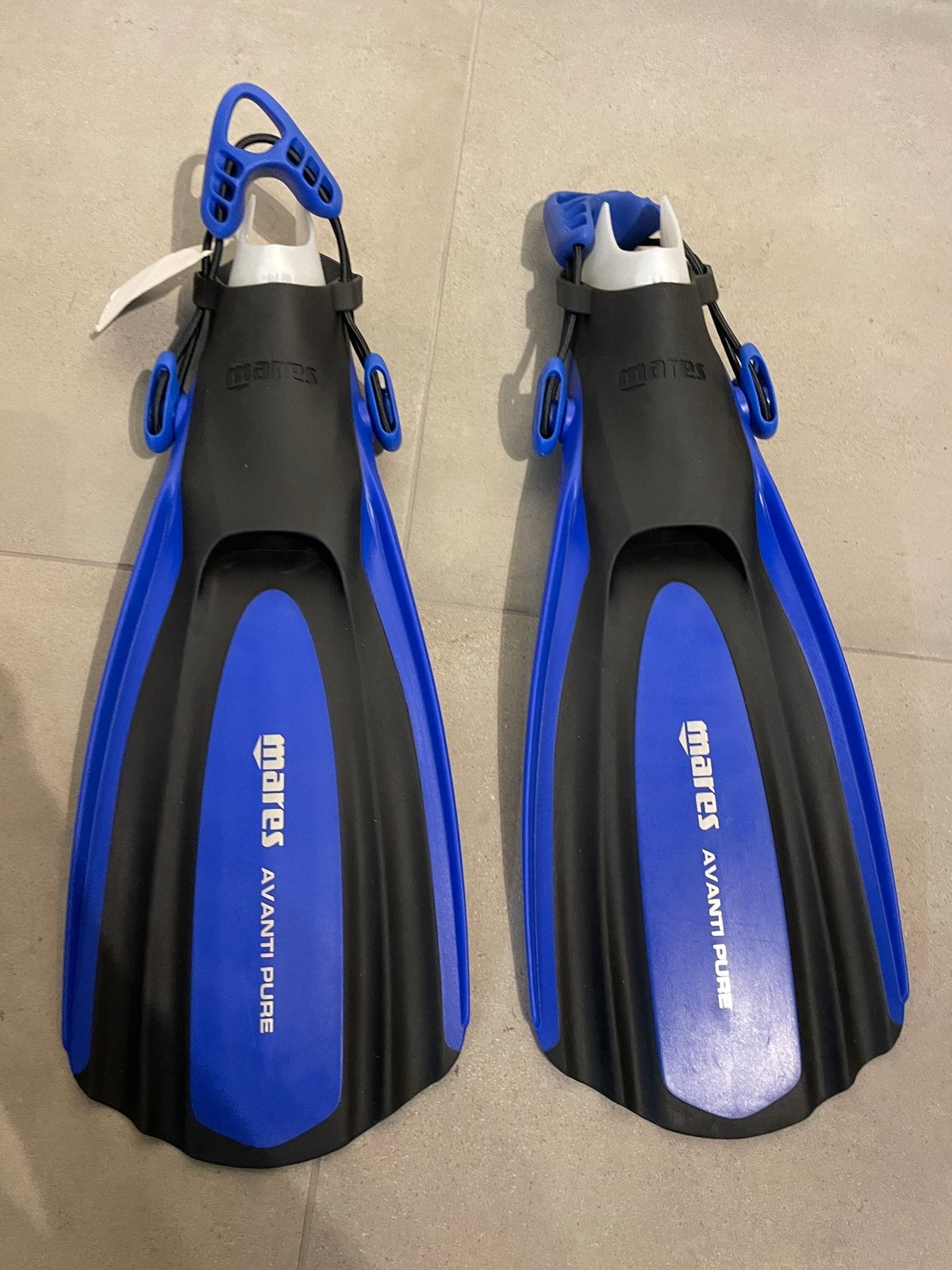 Palmes à talons ouverts Mares Avanti Pure, taille XS, Sports nautiques & Bateaux, Enlèvement ou Envoi, Neuf, Palmes de natation ou de plongée
