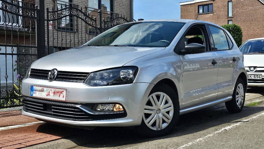 VW Polo️Automatic️1.2 TSI️Essence️2016️Radar️Régulateu, Autos, Volkswagen, Argent ou Gris, Euro 6, Carnet d'entretien, Noir
