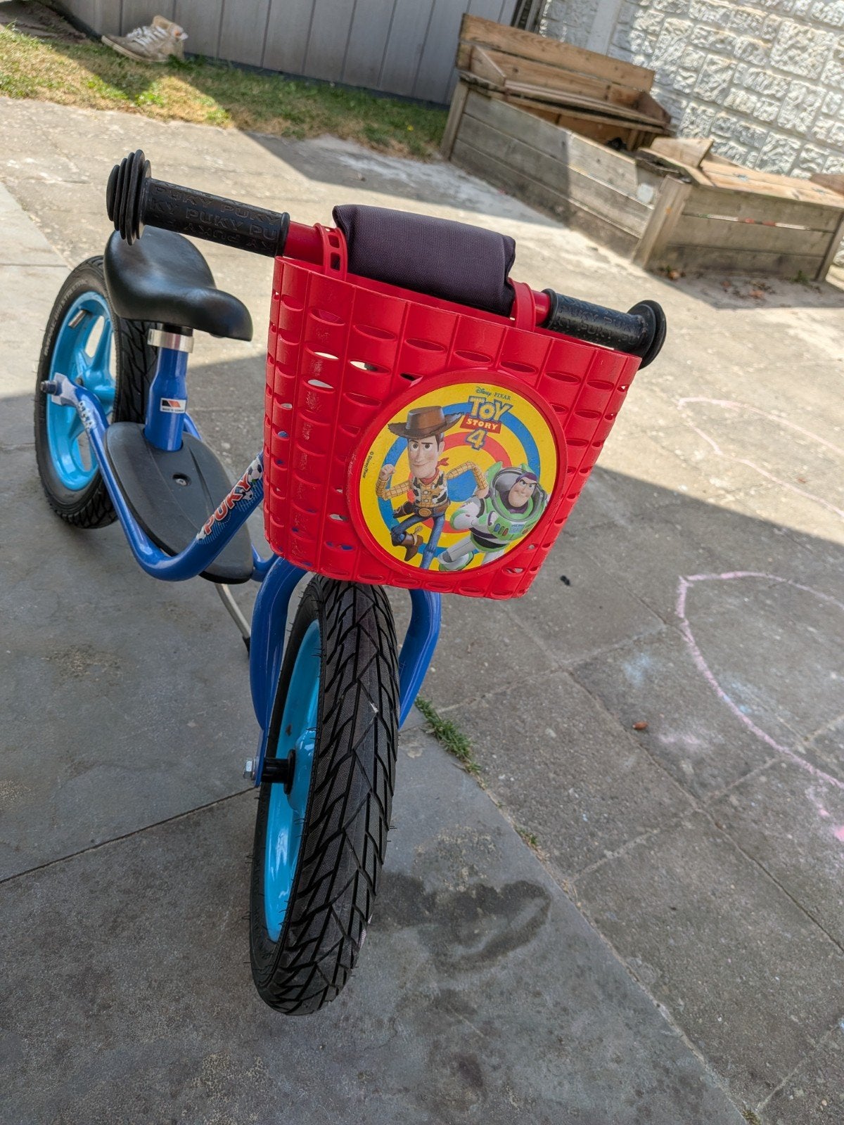 mooi loopfietsje in hele goede staat, Ophalen, Zo goed als nieuw