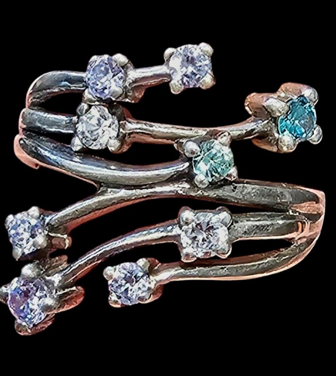 925 ZILVEREN RING GESTEMPELD MET 9 EDELSTENEN, Handtassen en Accessoires, Ringen, Nieuw, Met edelsteen, Dame, Zilver