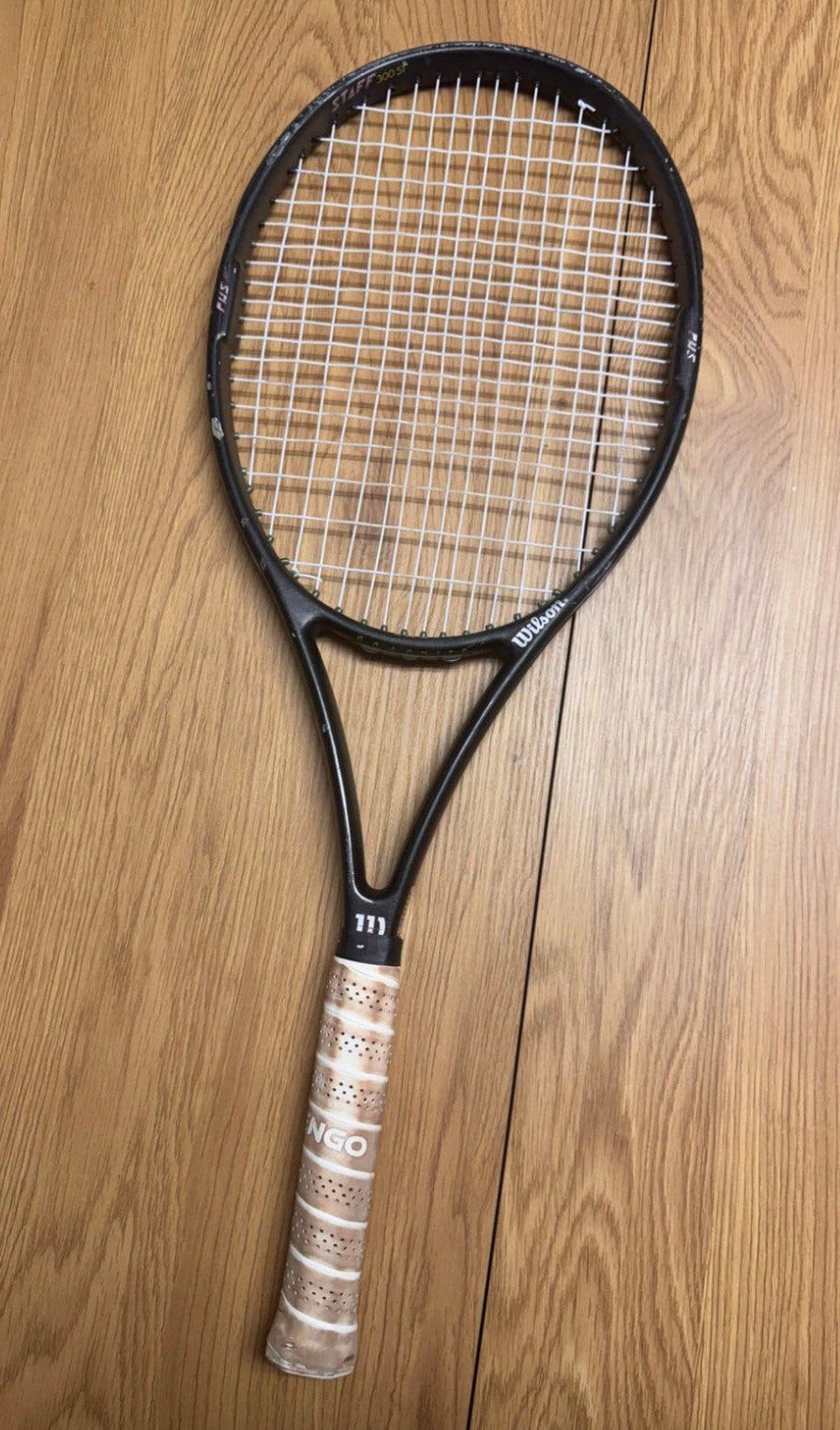 Raquette de Tennis Vintage Wilson Staff 300 Si High Beam 95, Enlèvement, Comme neuf, Raquette, Wilson