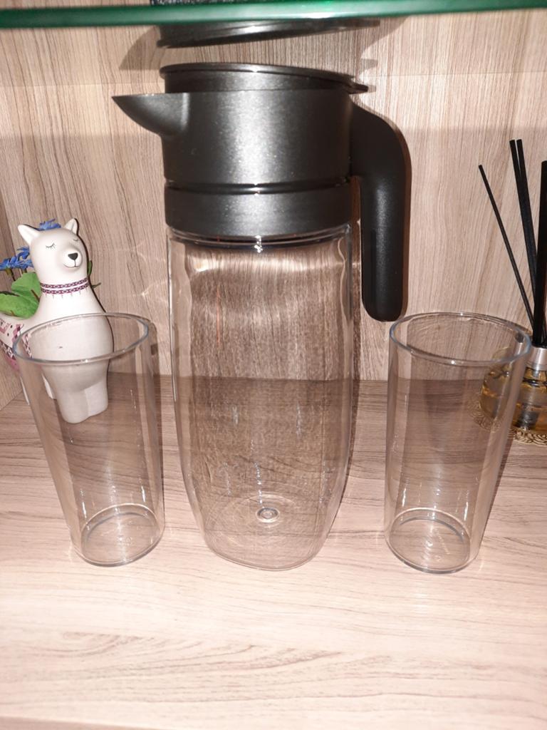 Carafe et ses 2 verres tupperware, Enlèvement