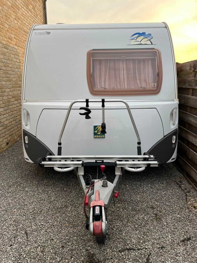 Knaus sudwind 400TS, Caravanes & Camping, Caravanes, Particulier, jusqu'à 3, 1000 - 1250 kg, Siège de train, Knaus, Lit fixe, jusqu'à 4 m