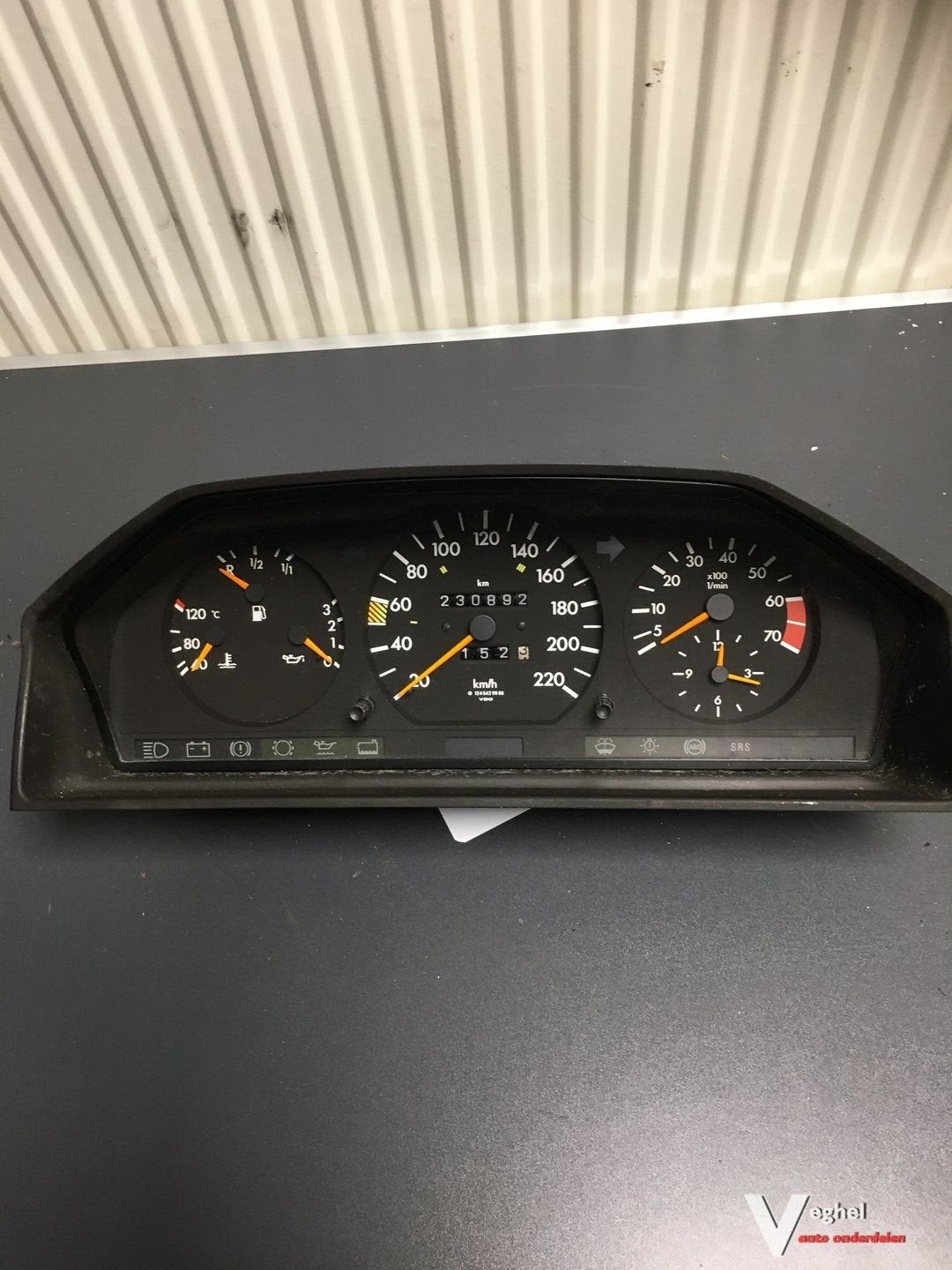 Mercedes W124   Benzine  1992     124 542 0966  Km Tellerklo, Gebruikt, -, -, Ophalen of Verzenden