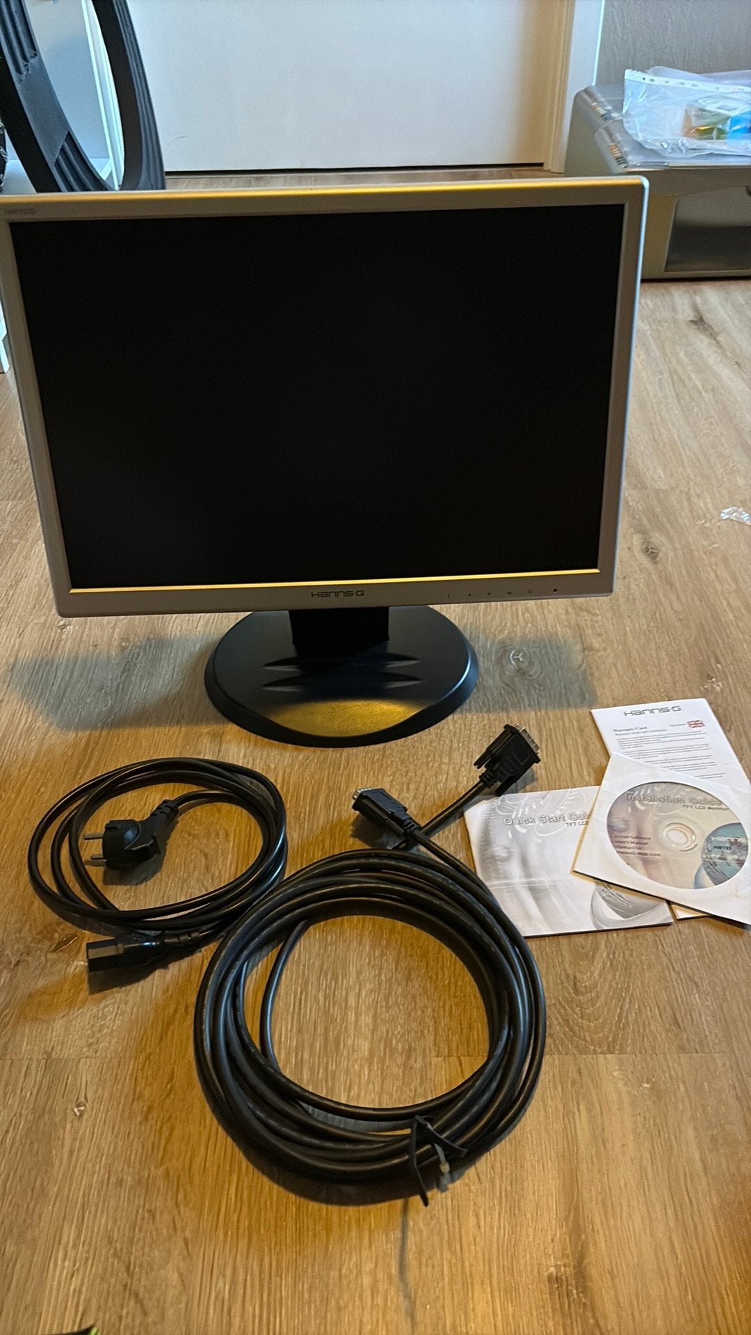 LCD monitor Hanns-G model HW193D, Computers en Software, Monitoren, Ophalen of Verzenden, Gebruikt, DVI