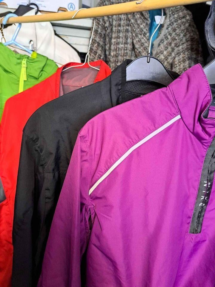 Sportjasjes Nike, Kalenji en Puma, Ophalen of Verzenden, Zo goed als nieuw, Kleding, Nike