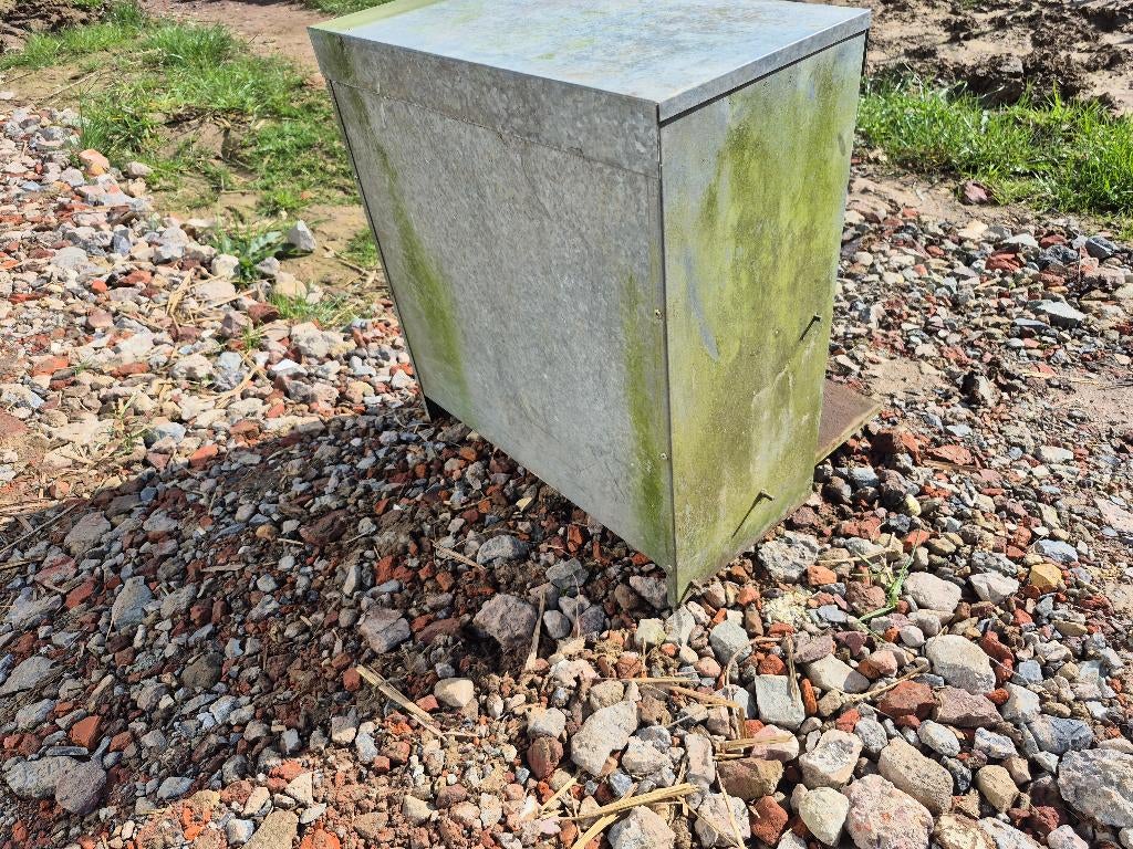 Trapvoederbak voor kippen of siereenden, Dieren en Toebehoren, Ophalen, Gebruikt, Eten en Drinken