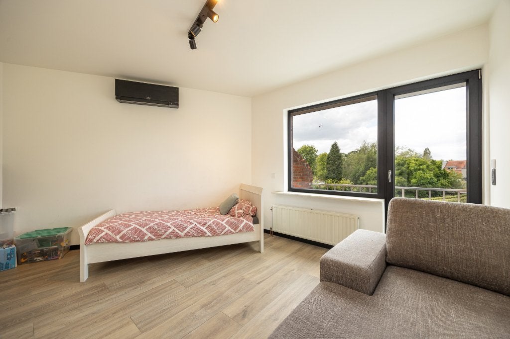 Ruim en instapklaar appartement met 3 slaapkamers, Immo, Tot 200 m², 3 kamers, Wommelgem, Appartement
