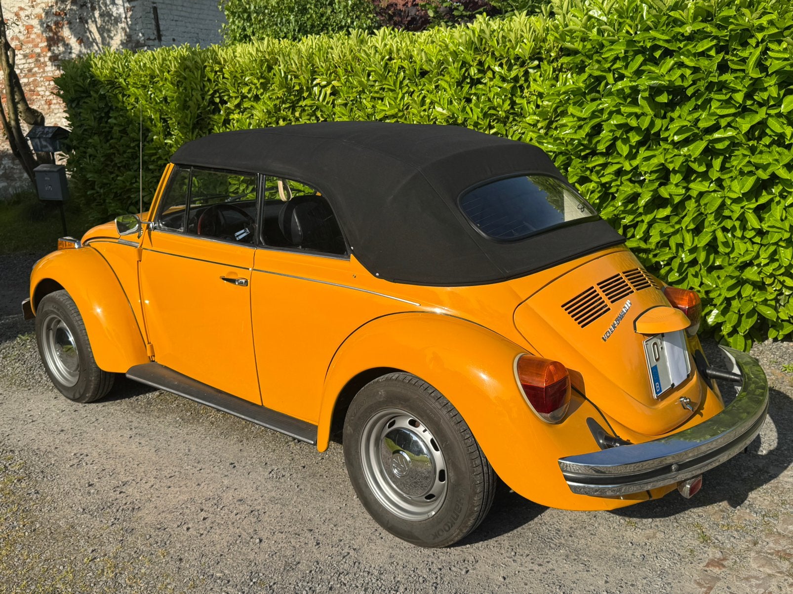 VW Kever Cabrio 1303 uit 1977, foto 2