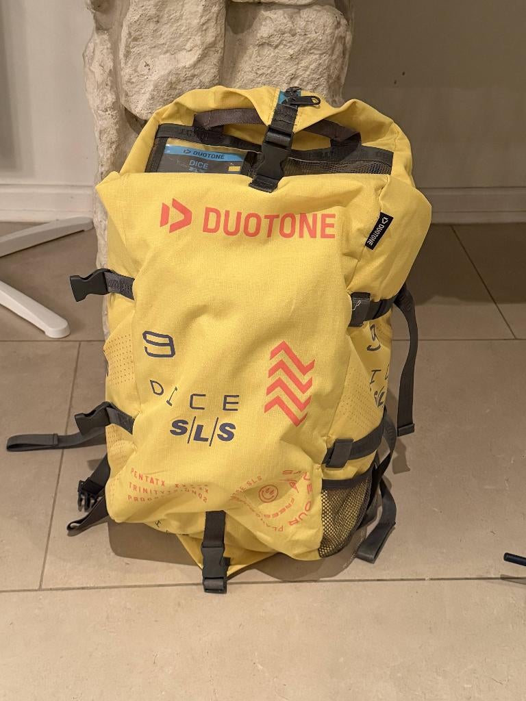 Duotone dice SLS 9m 2023, Watersport en Boten, Kitesurfen, Ophalen of Verzenden, Zo goed als nieuw, 9 m², Kite