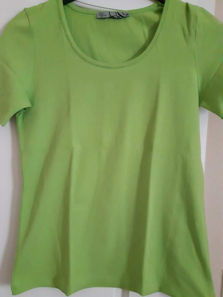 T-SHIRT vert, taille M., Manches courtes, Taille 38/40 (M), Enlèvement ou Envoi, Comme neuf