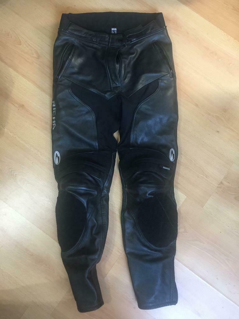 Leren richa motorbroek, Motoren, Tweedehands, Dames, Broek | leer, Richa