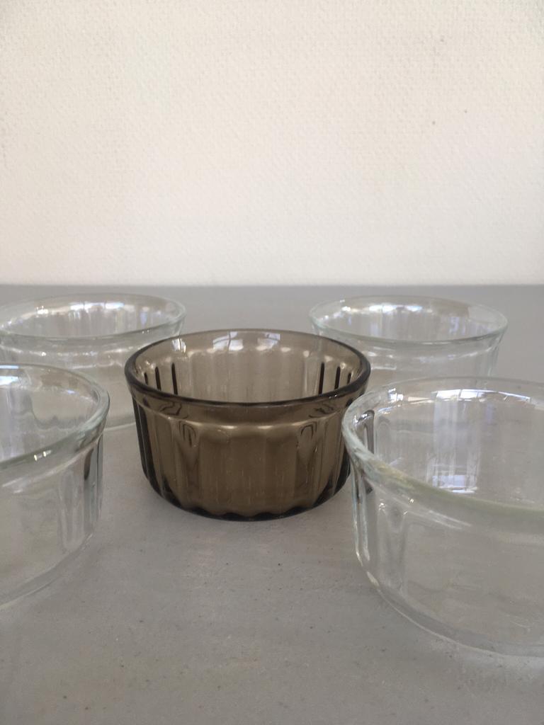 5 Glazen kommetjes, D 8,5 cm., Ophalen