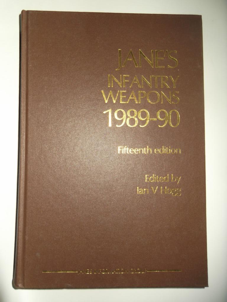 Jane's Infantry weapons - NATO copy, Verzamelen, Militaria | Algemeen, Boek of Tijdschrift, Verzenden