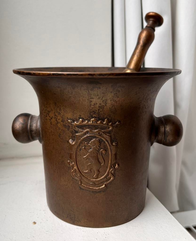 Antieke zwaar koperen vijzel en stamper, Antiek en Kunst, Ophalen of Verzenden, Koper