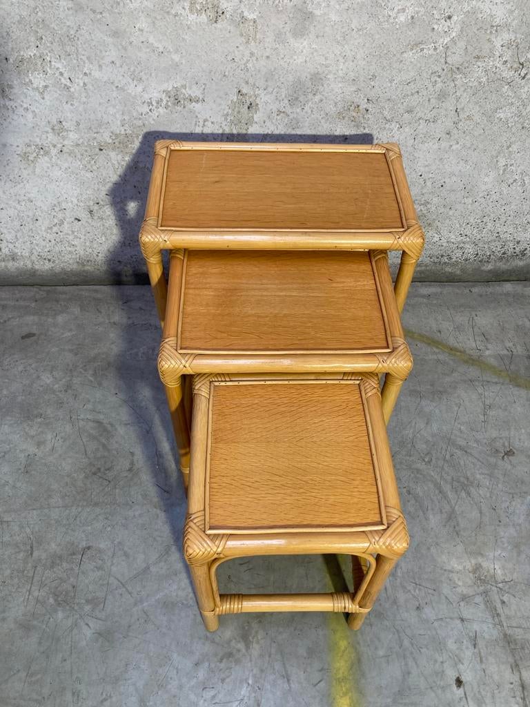 Set van 3 Bamboe bijzettafels, Ophalen, Zo goed als nieuw, X, X