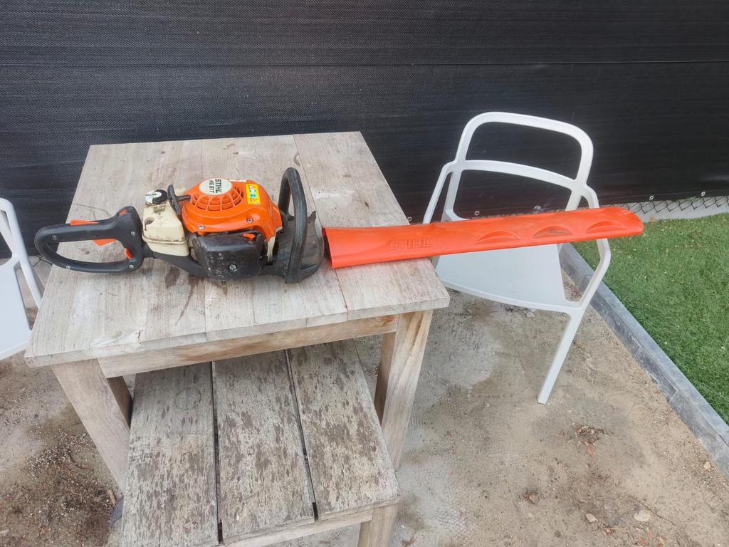 Heggenschaar Stihl HS 81 T, (60 cm), Tuin en Terras, Heggenscharen, Zo goed als nieuw, Ophalen