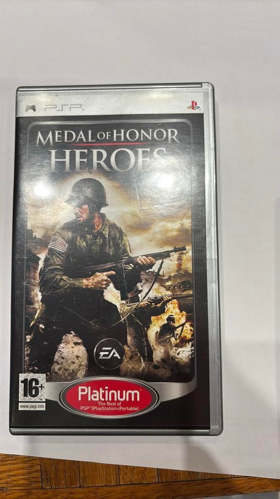 Medal of honor heroes platinum, Games en Spelcomputers, Ophalen of Verzenden, Zo goed als nieuw