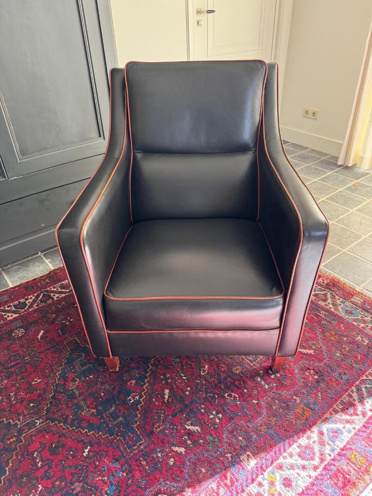 Fauteuil en cuir noir, Maison & Meubles, 75 à 100 cm, Comme neuf, Enlèvement, 50 à 75 cm