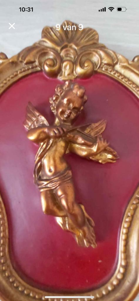 Antieke Muur decoratie, Ophalen