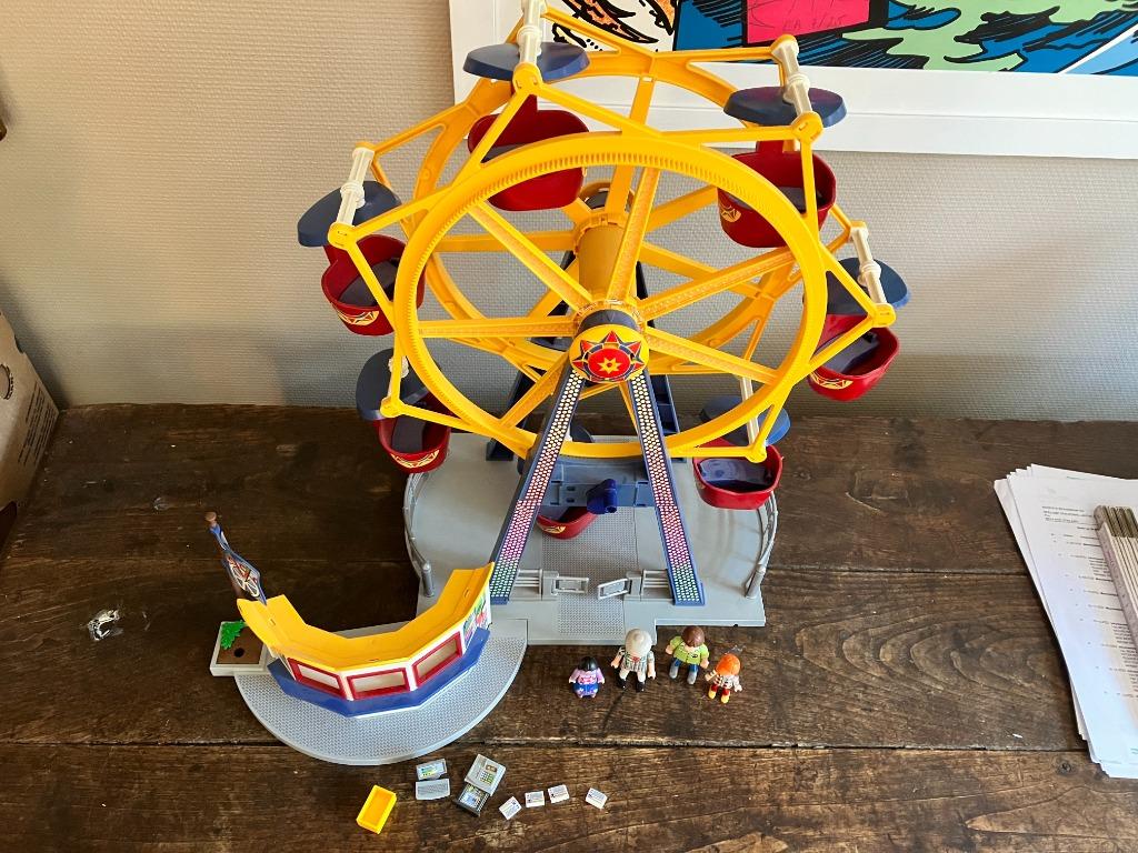 PLAYMOBIL Kermis Groot draairad met kleurrijke verlichting, Kinderen en Baby's, Speelgoed | Playmobil, Ophalen of Verzenden, Zo goed als nieuw