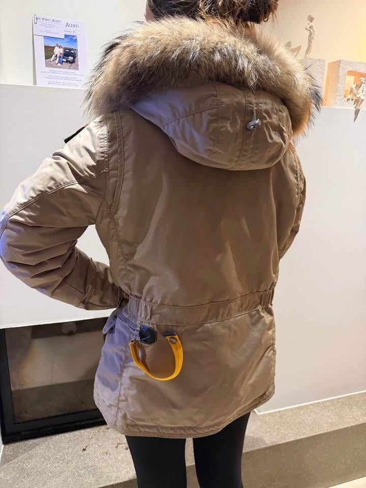Parajumper, Kleding | Dames, Jassen | Winter, Beige, Maat 46/48 (XL) of groter, Nieuw, Parajumpers