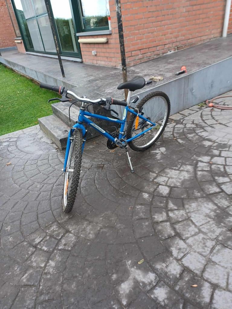 2 VELOS DECATHLON 26 POUCES BLEU ROCKRIDER ET BEIGE BTWIN, Fietsen en Brommers, Fietsen | Crossfietsen en BMX, Ophalen, Gebruikt
