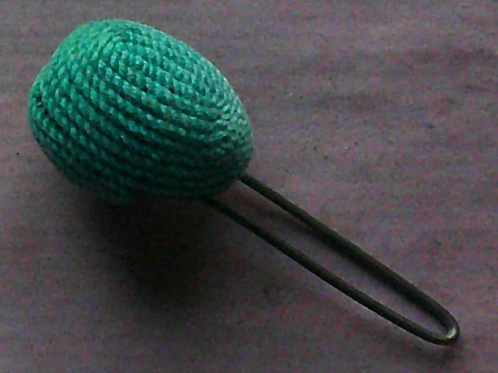Rare pompon vert pour shako de troupe 1897 belge, Verzenden, Landmacht, Embleem of Badge