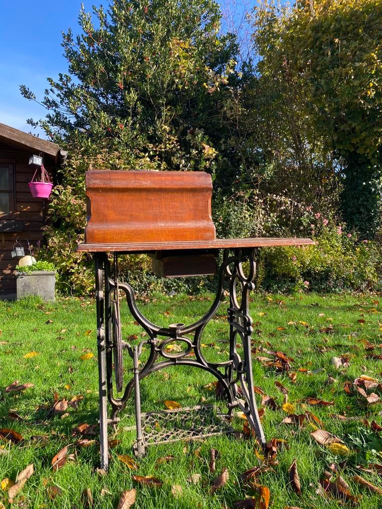 Machine a coudre Gritzner, Enlèvement, Comme neuf, Machine à coudre