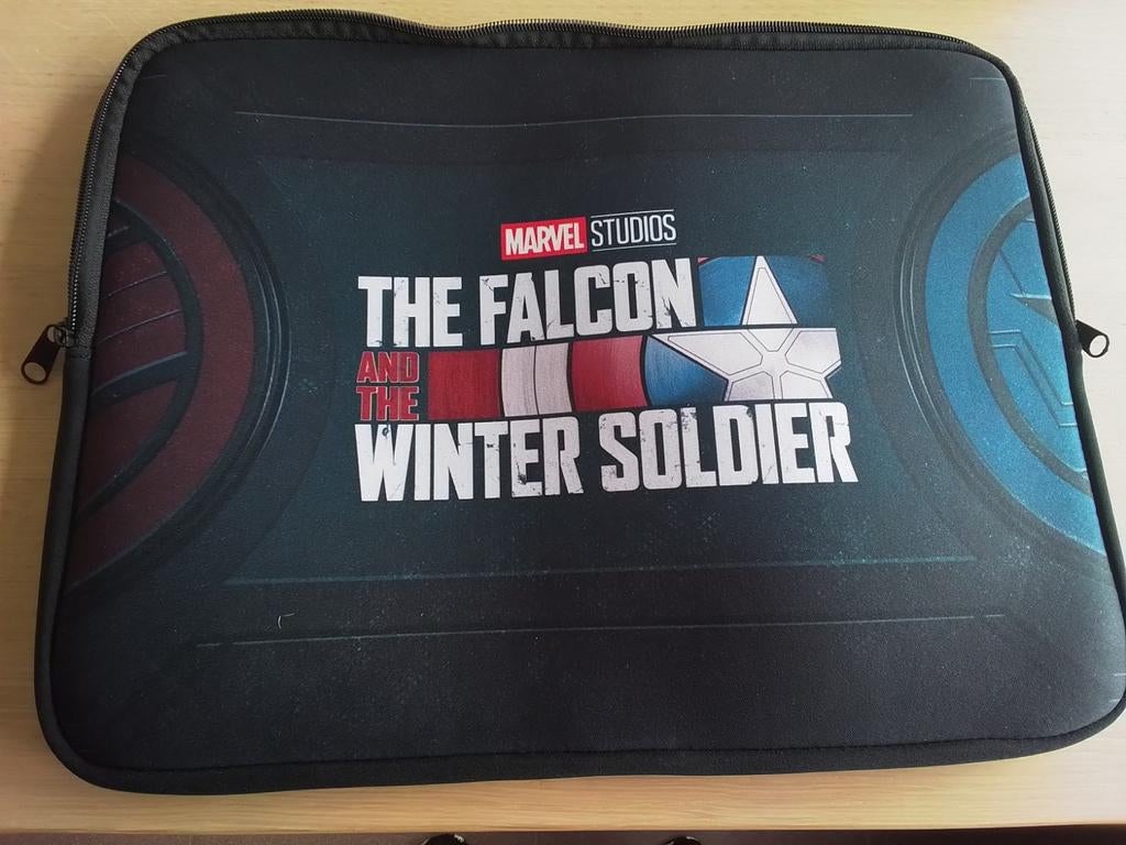 Laptop hoes/sleeve marvel studios   nieuw, Enlèvement ou Envoi, Neuf