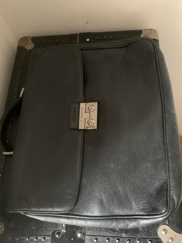 Le Tanneur aktetas aktetas zwart zacht generfd leer, Handtassen en Accessoires, Ophalen of Verzenden