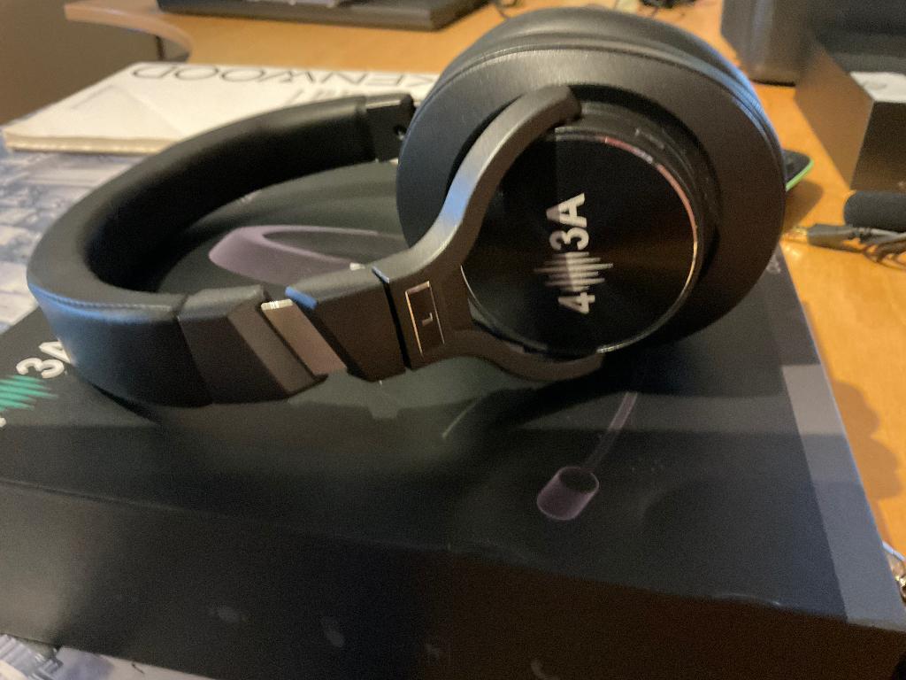 4O3A NC-1 Noise Cancelling Headset/Headphones, BT, Ophalen of Verzenden, Zo goed als nieuw, Zender en Ontvanger