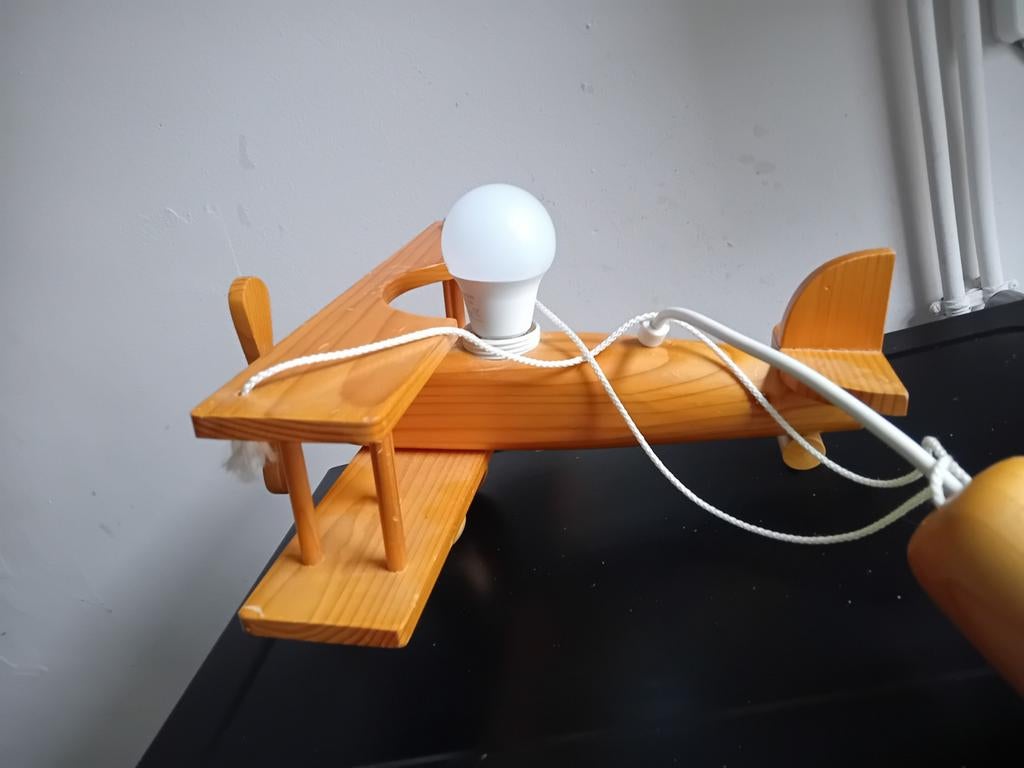 Houten kroonluchter in de vorm van een vliegtuig, Ophalen of Verzenden, Zo goed als nieuw, Hout