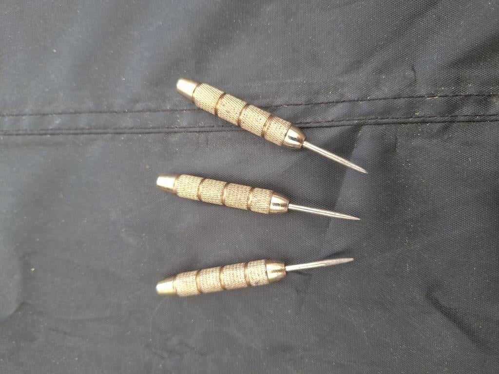 Dartspijlen, Ophalen