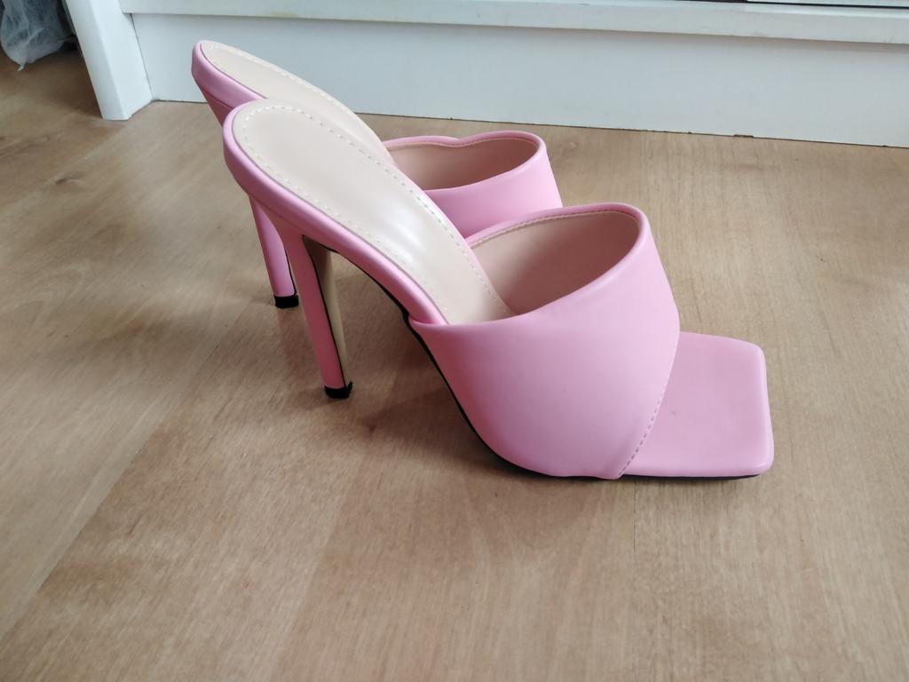 Roze pumps, Zo goed als nieuw, Roze, Sandalen of Muiltjes, Ophalen of Verzenden