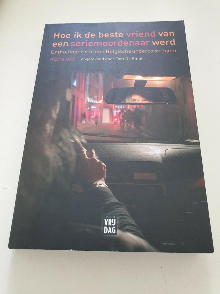 Hoe ik de beste vriend van een seriemoordenaar werd Alpha 22, Enlèvement ou Envoi, Comme neuf, Tom De Smet; Alpha 022