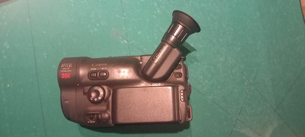 Canon video camera uc8 HI 8 met draagtas, Ophalen of Verzenden, Gebruikt
