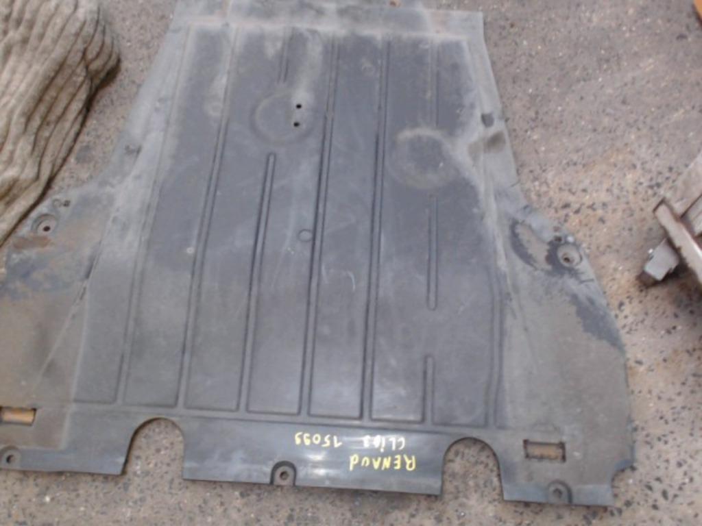Cache sous moteur Renault Clio 3 1.5DCi 63kw 2009-2014, Enlèvement, Utilisé, Renault