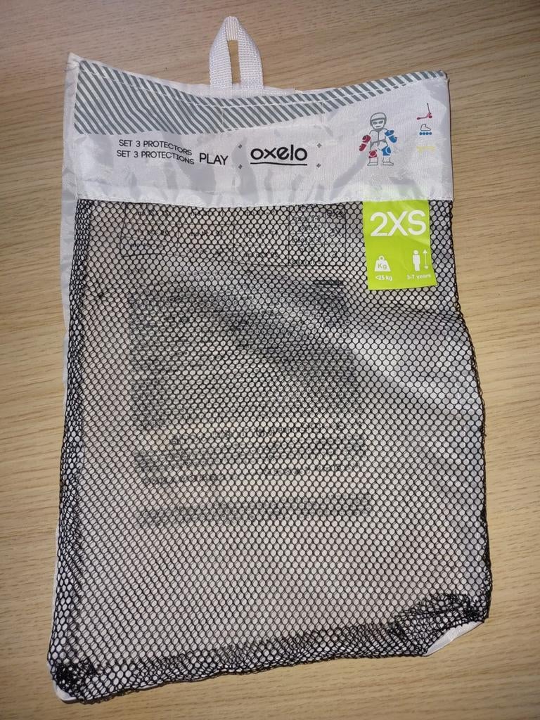 beschermset kinderen - 2XS, Ophalen, Zo goed als nieuw