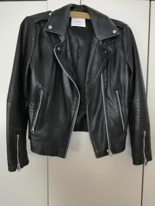 Perfecto femme de marque MANGO taille S, Envoi