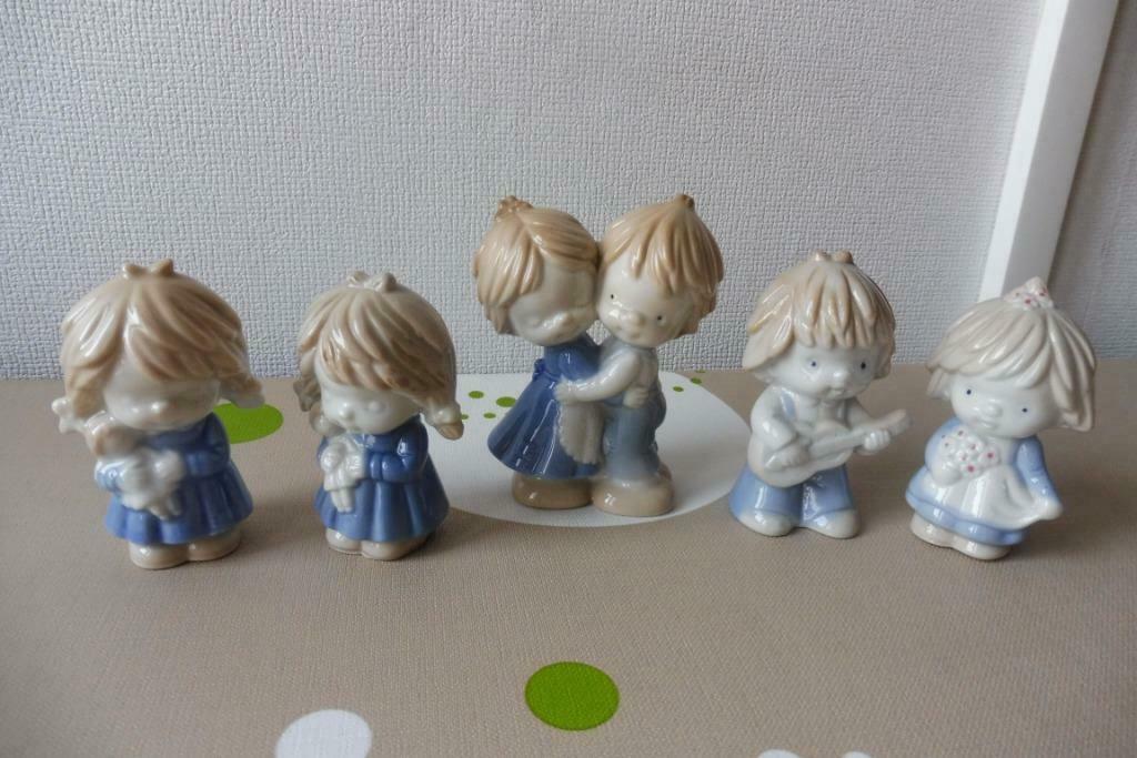 6 kleine popjes, Verzamelen, Ophalen