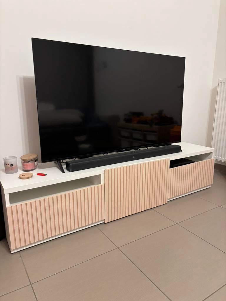Tv meubel beige wit, goede staat, Huis en Inrichting, Kasten |Televisiemeubels, Ophalen, 150 tot 200 cm, Zo goed als nieuw, Minder dan 100 cm