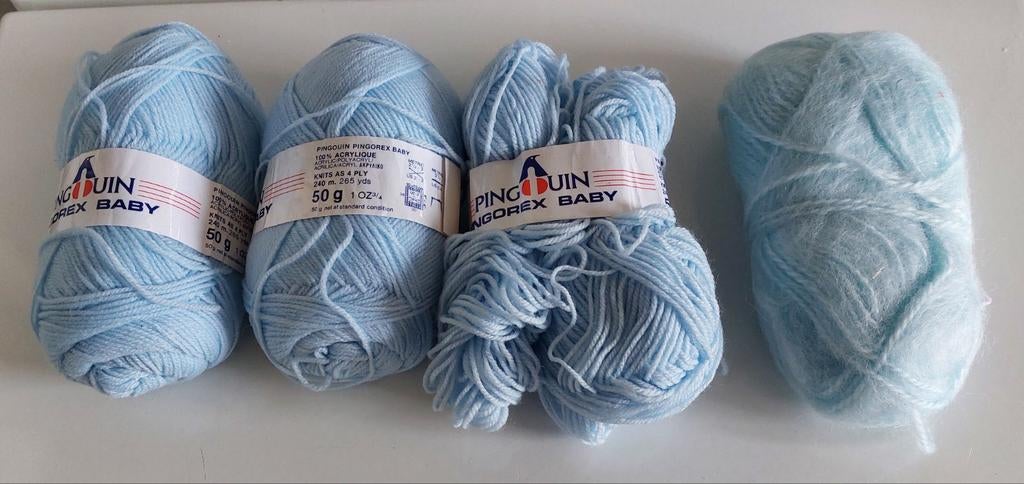 3 pelotes de laine 100% acrylique 50 gr couleur bleu ciel +, Enlèvement